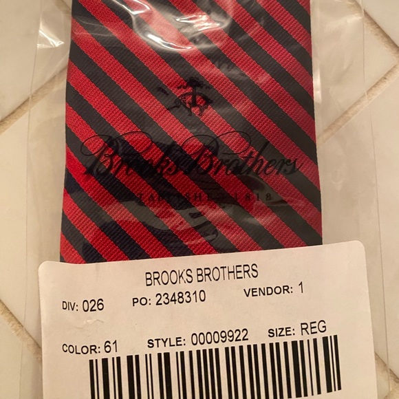 Brooks Brothers Red/Navy Stripe Tie - NWT - Unopened - Picture 2 of 2